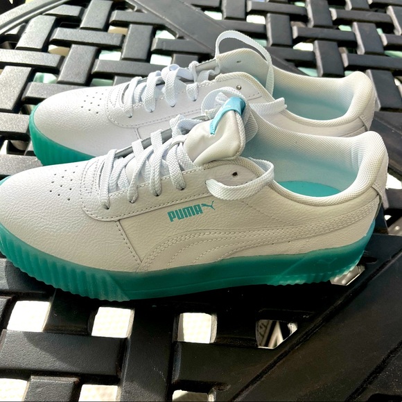 Puma Shoes - Brand New Puma Carina white sneakers with teal platform - NWOT - 8